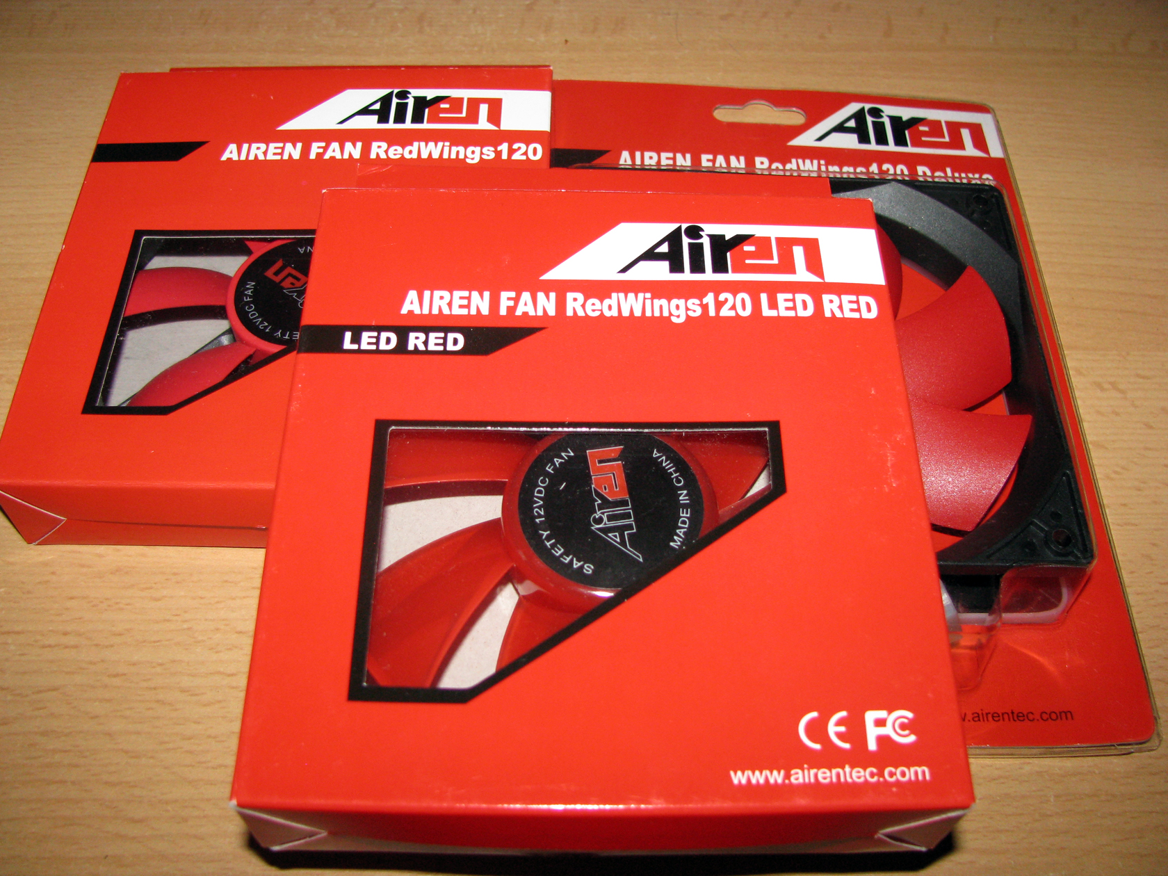 Ревю на Airen RedWings120, RedWings120LED Red и RedWings120 Deluxe