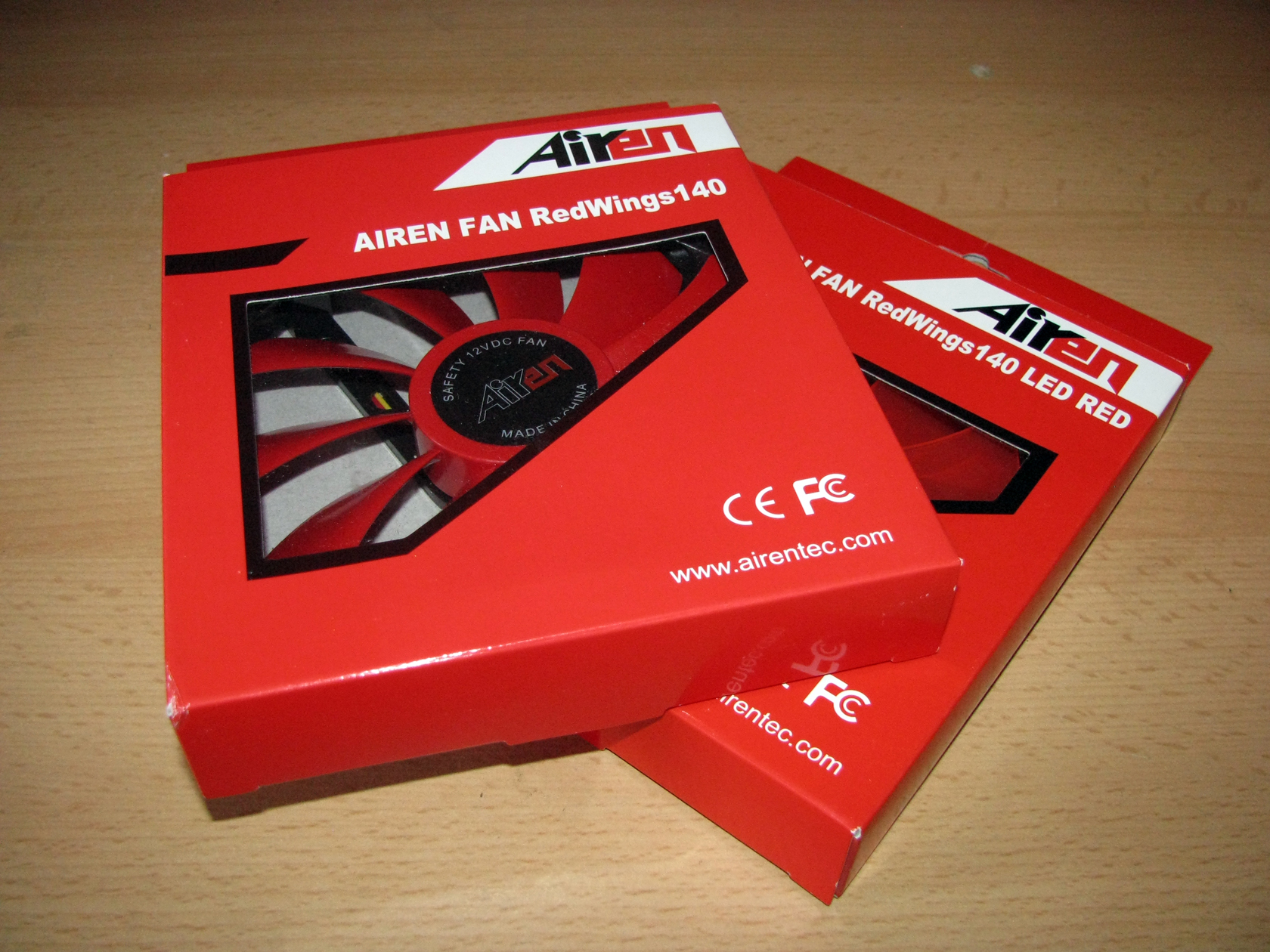 Ревю на Airen RedWings 140 и RedWings 140LED Red