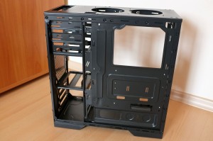 Antec GX500 chassis - behind MB tray