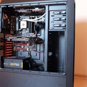 Antec Nineteen Hundred test rig