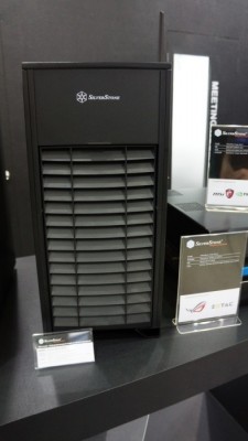 silverstone-computex-2015-14-393x700