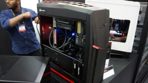 silverstone-computex-2015-22-950x534